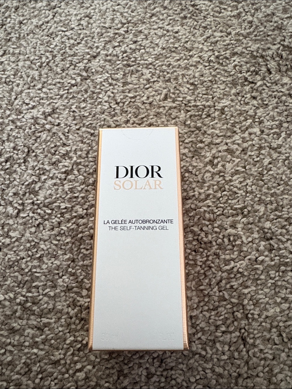 Dior Solar Self-Tanning Gel in White and Gold Trim